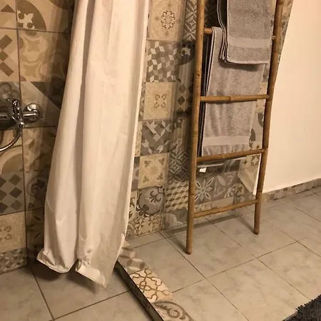 Apartment Vintage , 700m From Metro